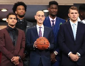 18届状元联手探花！TA记者：东契奇对于与艾顿合作感到非常兴奋
